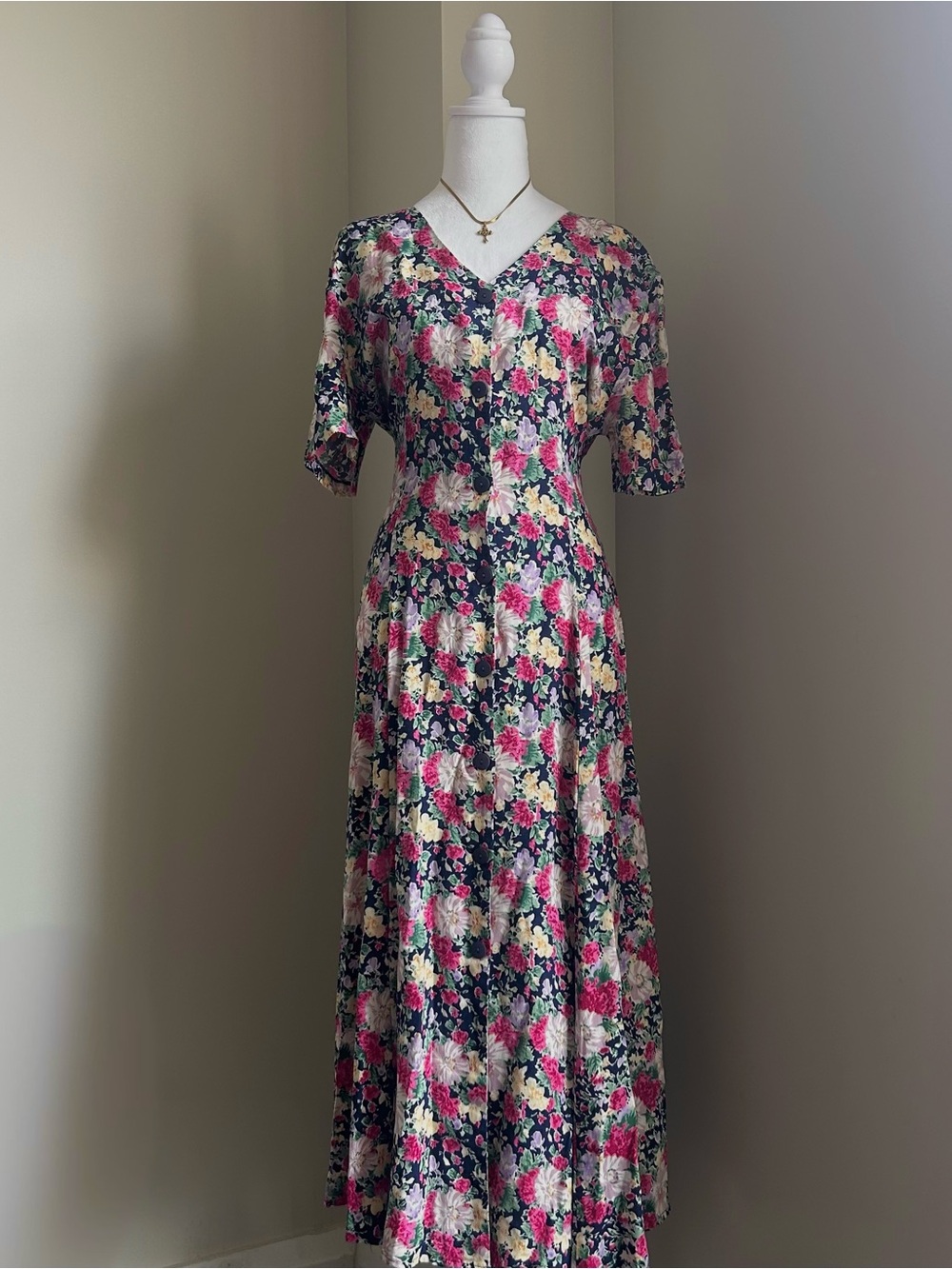 1990's Floral V-Neck Button Front Maxi Dress